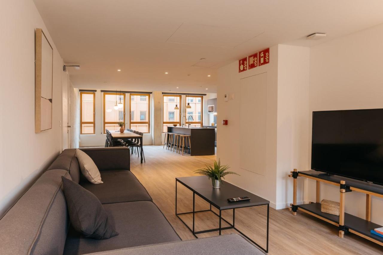 For Students Studying In Barcelona Only - Stunning Spacious Studios And Private Rooms At Pallars Student Accommodation Exterior foto