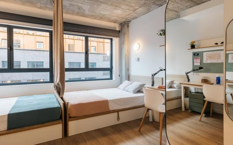 For Students Studying In Barcelona Only - Stunning Spacious Studios And Private Rooms At Pallars Student Accommodation Exterior foto
