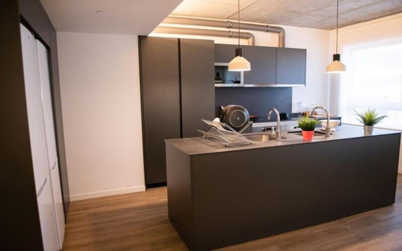 For Students Studying In Barcelona Only - Stunning Spacious Studios And Private Rooms At Pallars Student Accommodation Exterior foto
